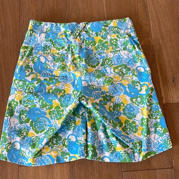 Lilly Pulitzer Jungle Cat Bermuda Shorts - 6 - Picture 6 of 6